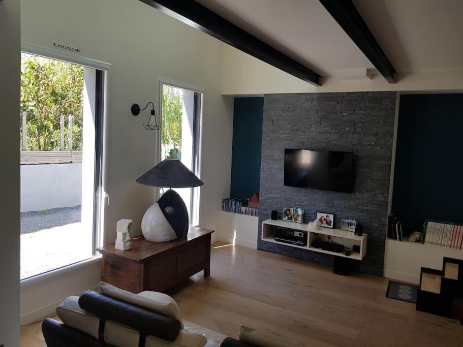 9 Pers 160 M² +Jardin- 10Mn Nantes -30Mn Mer Bouguenais Bagian luar foto