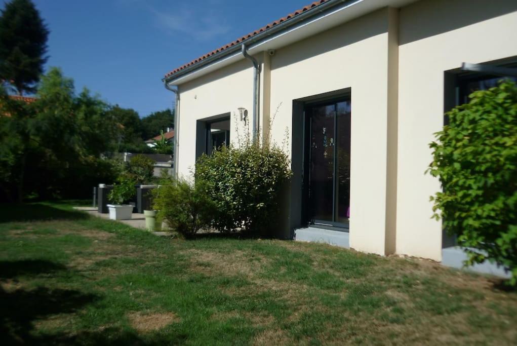 9 Pers 160 M² +Jardin- 10Mn Nantes -30Mn Mer Bouguenais Bagian luar foto