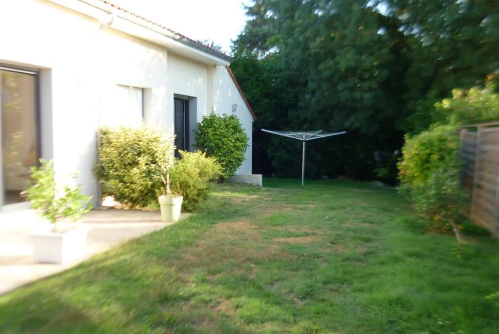 9 Pers 160 M² +Jardin- 10Mn Nantes -30Mn Mer Bouguenais Bagian luar foto