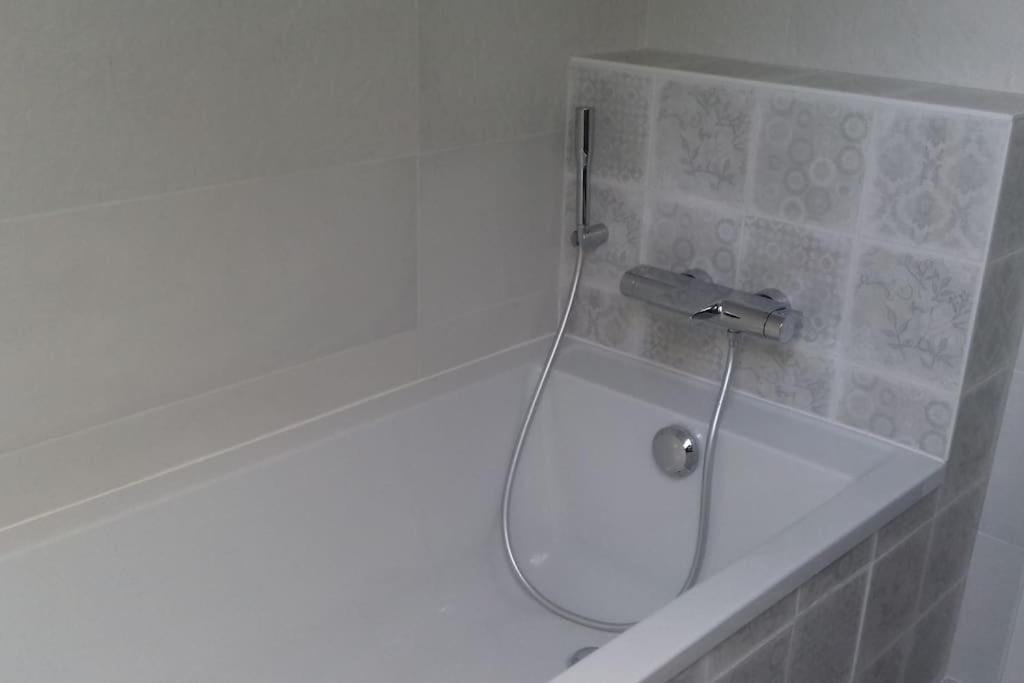 9 Pers 160 M² +Jardin- 10Mn Nantes -30Mn Mer Bouguenais Bagian luar foto